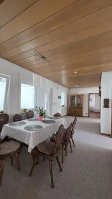 Der Geschäftsbereich oder Konferenzraum in der Unterkunft ALESIA Ferienwohnung Südpfalz