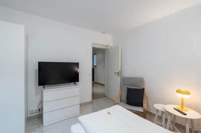 TV/Unterhaltungsangebot in der Unterkunft 2-Zimmer-Apartment-mit-4-Einzelbetten