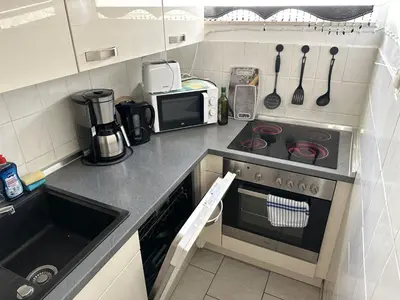 Küche/Küchenzeile in der Unterkunft Work and Stay near Frankfurt Airport 2BR and Balcony