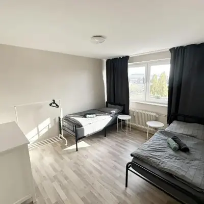 Work and Stay near Frankfurt Airport 2BR and Balcony