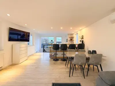 Küche/Küchenzeile in der Unterkunft Modernes Haus direkt am Rhein
