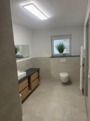 Ein Badezimmer in der Unterkunft KRAICHGAU # Ein Haus mit 3 Schlafzimmer und Terrasse