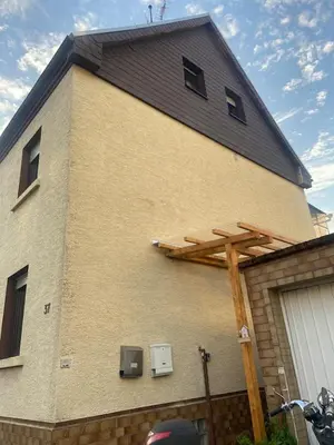 Das Gebäude in dem sich die Ferienwohnung befindet