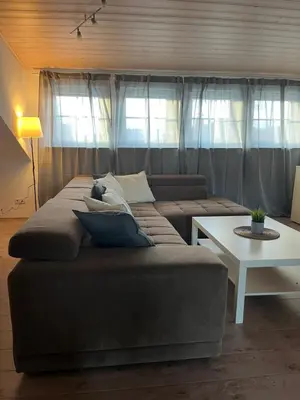 Ein Sitzbereich in der Unterkunft Charmante Wohnung mit Balkon im Herzen Hoffenheims