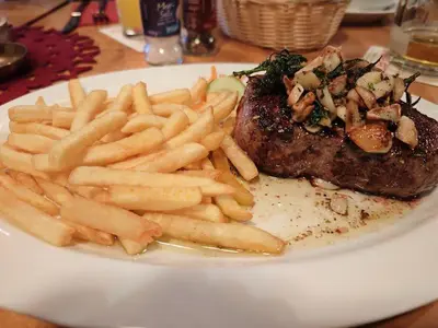 Essen in der Ferienwohnung oder in der Nähe