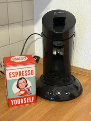 Kaffee-/Teezubehör in der Unterkunft Zentrale Altbauwohnung am Barockschloss