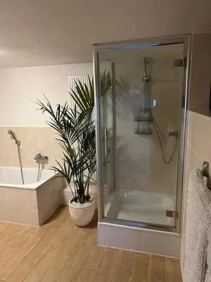 Ein Badezimmer in der Unterkunft Lovingly and Calm Accommodation