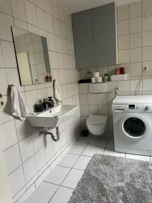 Ein Badezimmer in der Unterkunft Modern 2-room apartment with large kitchen