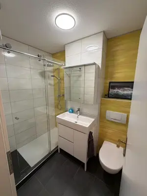 Ein Badezimmer in der Unterkunft Apartment auf dem Betzenberg