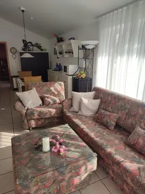 Ein Sitzbereich in der Unterkunft Kleine Pfalz im Casa del Cornelia