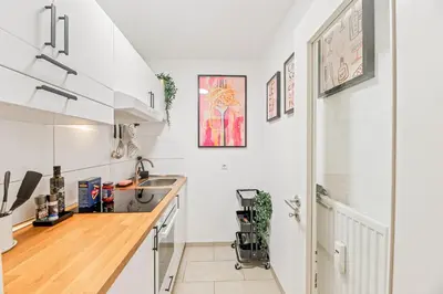 Küche/Küchenzeile in der Unterkunft Goldstadt Fancy Apartment