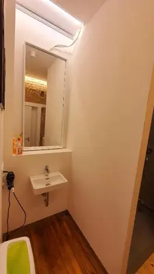 Ein Badezimmer in der Unterkunft Zimmer im Erdgeschoss