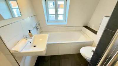 Ein Badezimmer in der Unterkunft LudwigsHome Apartmenthaus - Einzelapartments mit kostenfreiem Parkplatz, WLAN, voll ausgestatteter Küche