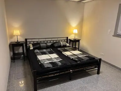 Ein Bett oder Betten in einem Zimmer der Unterkunft Cozy 2-room non-smoking apartment