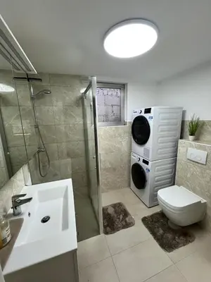 Ein Badezimmer in der Unterkunft Moderne Ferienwohnung zentral in Hemsbach