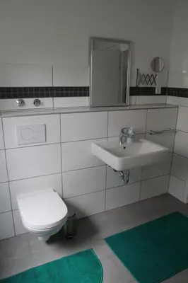 Ein Badezimmer in der Unterkunft Apartment Wunderschön Wohnen in Weinheim by Interhome