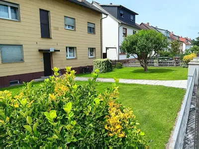 Ein Garten an der Unterkunft Quiet & beautiful apartment