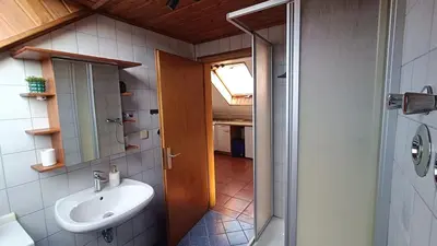 Ein Badezimmer in der Unterkunft Schöne helle Wohnung für 2 Personen