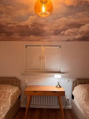 Ein Bett oder Betten in einem Zimmer der Unterkunft Art and Elegance, Family Friendly 2Bedroom Apartment near Frankfurt Airport, Free Parking
