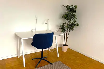 Grundriss der Unterkunft stylische 110m2 Wohnung in Top Lage mit Balkon und 2 Schlafzimmern für bis zu 6 Personen sowie kostenloser Parkgarage max 1,65m Höhe und 1,8m Breite