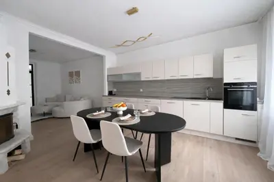 Küche/Küchenzeile in der Unterkunft Urban Stay Goldstadt