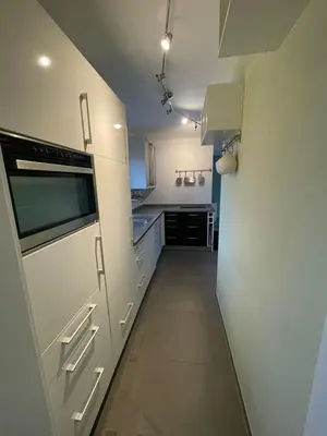 Küche/Küchenzeile in der Unterkunft Bright modern apartment Ilsfeld