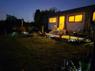 Ein Garten an der Unterkunft Seebrise Adria