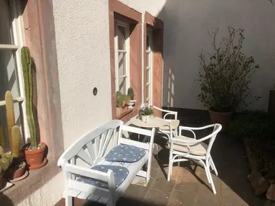Ein Balkon oder eine Terrasse in der Unterkunft Hübsch und ruhig