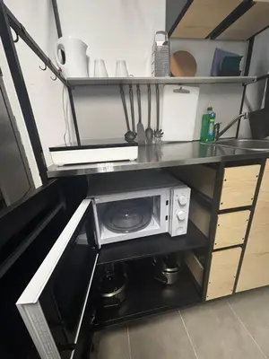 Küche/Küchenzeile in der Unterkunft Monteur Boardinghouse WorkHomes Zuffenhausen
