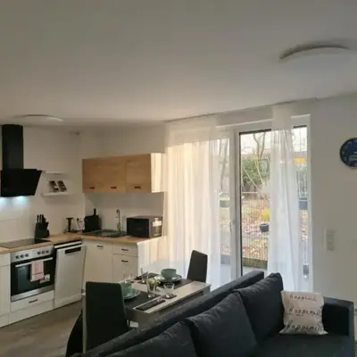 Modern Living nearby RheinHafen mit Balkon und Parken - Apolonia Living