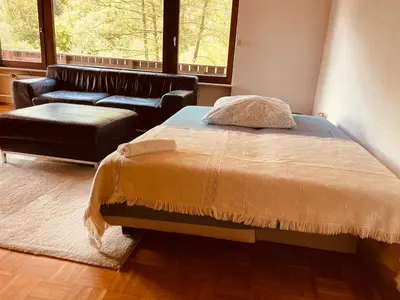 Ein Bett oder Betten in einem Zimmer der Unterkunft Odw homes - Large country house with three apartments and garden