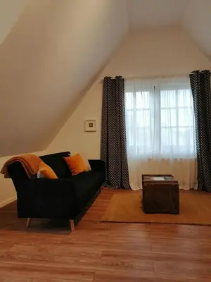 Ein Sitzbereich in der Unterkunft Weingut Stefan Meyer