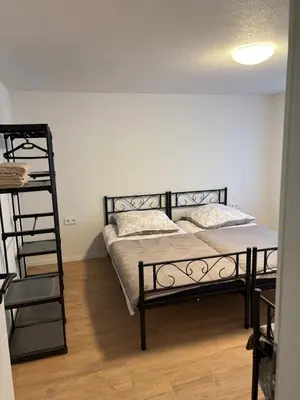 Ein Bett oder Betten in einem Zimmer der Unterkunft Moderne Unterkunft für bis zu 5 Personen -5 Betten