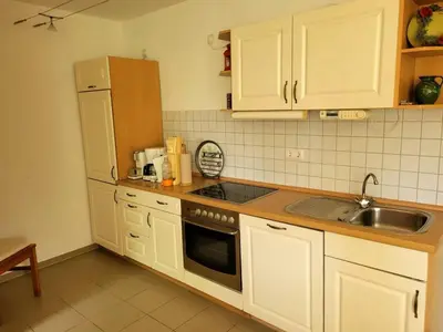 Küche/Küchenzeile in der Unterkunft Apartment Essenheim by Interhome