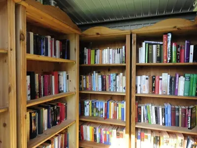 Die Bibliothek im Ferienhaus