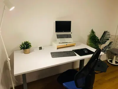 TV/Unterhaltungsangebot in der Unterkunft FeWo Mara - ruhige Maisonette mit Garten & Klimaanlage