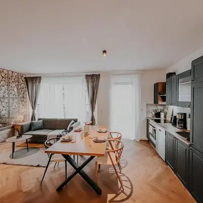 Exclusive penthouse apartment 5 with balcony & parking