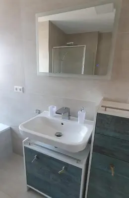 Ein Badezimmer in der Unterkunft Schöne 3-Zimmer Neubauwohnung