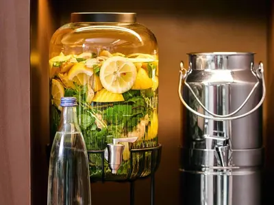 Getränke in der Unterkunft B&B HOTEL Wertheim