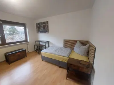 Ein Sitzbereich in der Unterkunft KiRoom Eberstadt 4