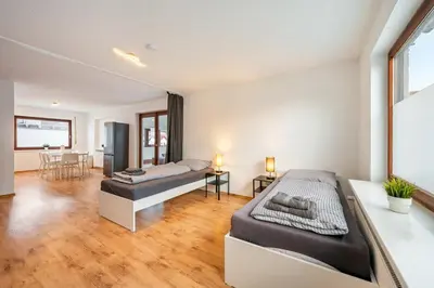 Ein Bett oder Betten in einem Zimmer der Unterkunft KS01 Monteurwohnung mit Ausblick!