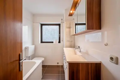 Ein Badezimmer in der Unterkunft KS01 Monteurwohnung mit Ausblick!