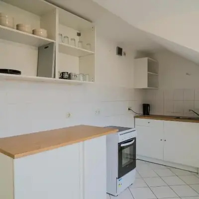 Apartment MG24 4