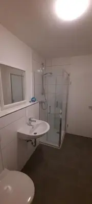 Ein Badezimmer in der Unterkunft Moderne 2-Zimmer-Wohnung mit Balkon - ideal für 4 Gäste