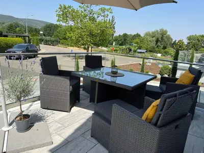 Ein allgemeiner Bergblick oder ein Berglick von der Ferienwohnung aus