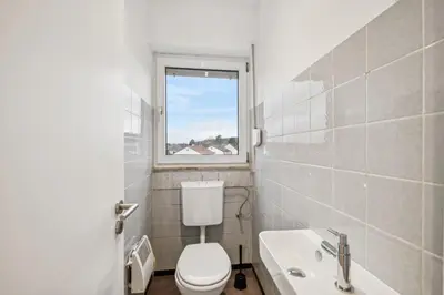 Ein Badezimmer in der Unterkunft DS-RENT - 4 Schlafzimmer - bis 6 Pers - Albisheim
