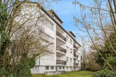 Das Gebäude in dem sich die Ferienwohnung befindet