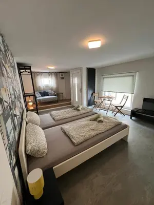 Ein Bett oder Betten in einem Zimmer der Unterkunft modernes Monteurzimmer mit zwei Einzelbetten
