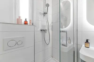 Ein Badezimmer in der Unterkunft WHONAP - NØMY I Küche I Zentral I Balkon I Business
