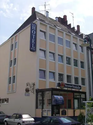 Das Gebäude in dem sich das Hotel befindet